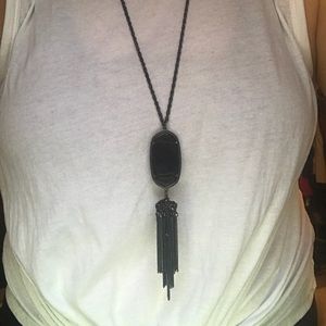 Kendra Scott necklace